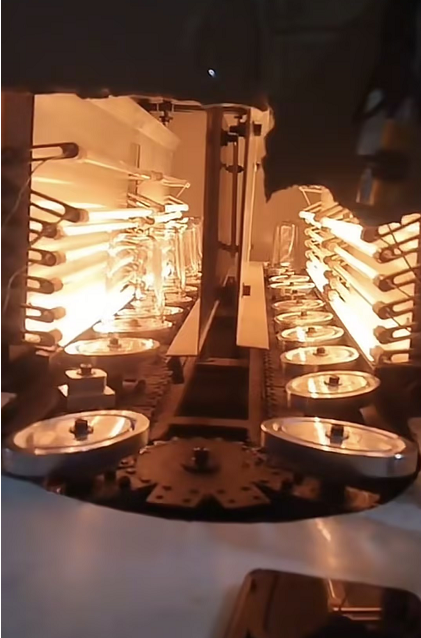 Shock resistant IR radiator for PET machine